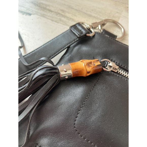 Sorial New York large adjustable strap black shoulder bag with zippers on front. - Picture 5 of 8